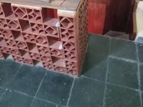 Casa 2 ambientes con 1 baño