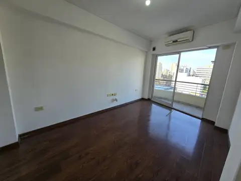 Departamento semipiso 2 amb con 2 balcones soleados