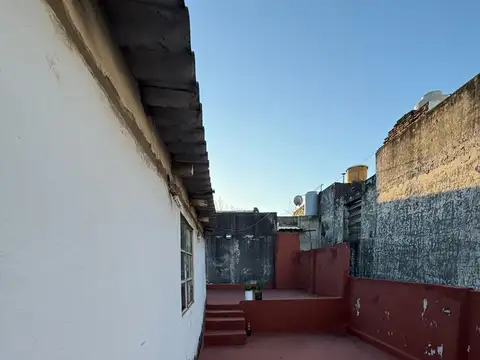 VENTA PH 4 AMB EN MONTE CASTRO CON TERRAZA
