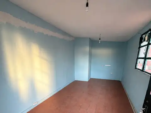 Depto Tipo Casa 4 ambientes con 1 baño