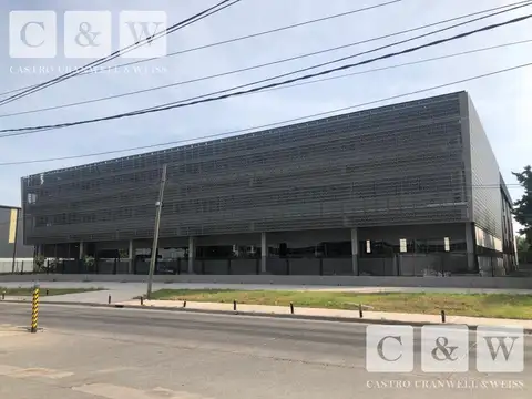 Excelente Inmueble corporativo en Parque Industrial Tigre