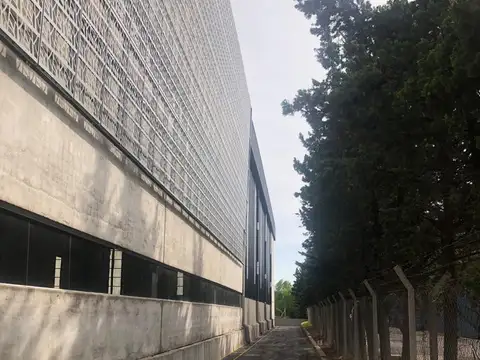 Austria Norte 1400,  Parque Industrial Tigre