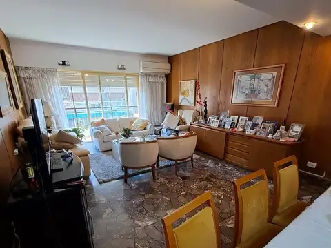 Departamento en Venta de 4 ambientes