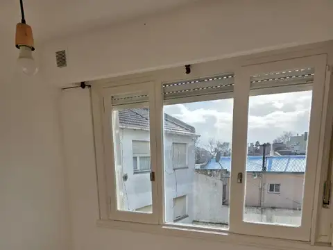 Departamento en Alquiler en Pompeya, $ 680.000