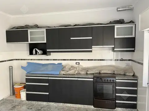 Casa en Alquiler en Temperley, $ 1.000.000