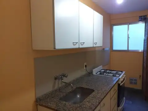Venta departamento 3 ambientes, Banfield Oeste.