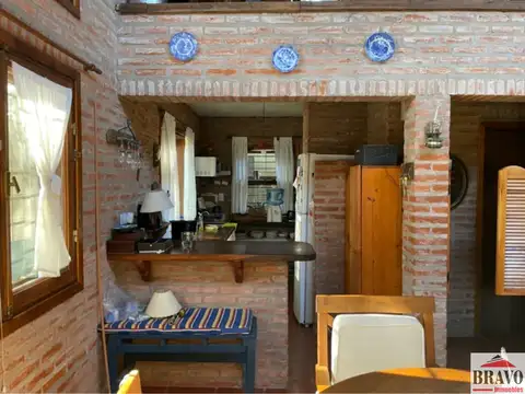 Casa 3 ambientes con 2 baños