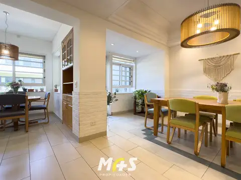 Casa en Alquiler en Villa del Parque, USD 4.800