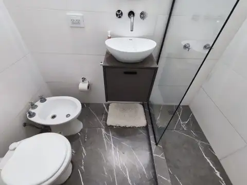 Venta PH 2AMB reciclado con patio, Villa Primera