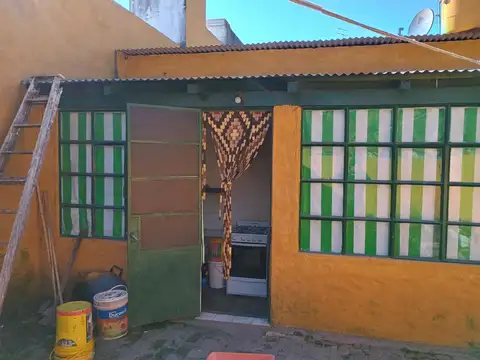 Casa 6 ambientes con 3 baños