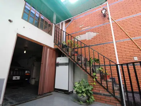 Depto Tipo Casa en Venta de 5 dormitorios