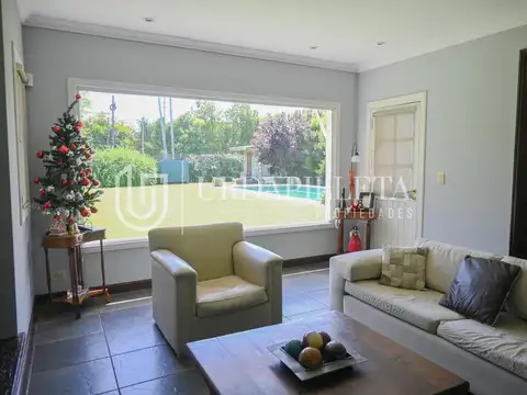Casa en Venta de 5 dormitorios