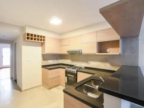 VENTA - Departamento 1 dormitorio con doble balcón - Martin, Rosario.