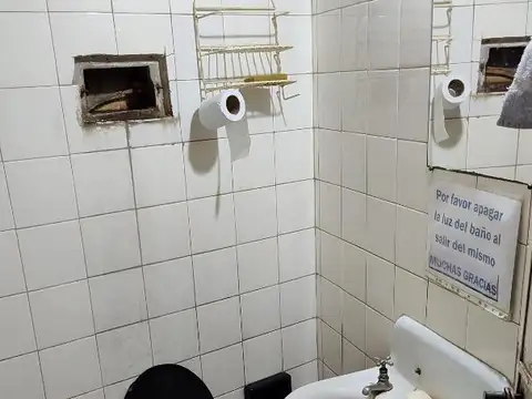 VENTA - TERRENO/LOCAL/DEPOSITO DE LOSA S/AVENIDA! TURDERA