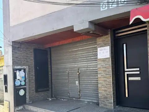 Local en Alquiler Via Pública