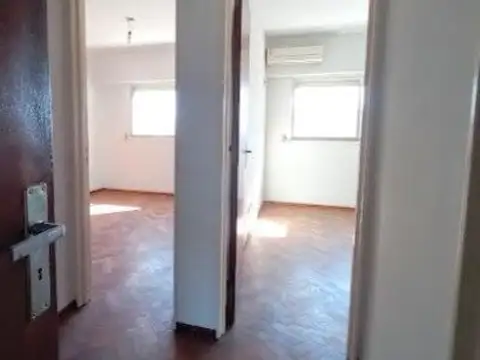 Mendoza 682 , Piso 10