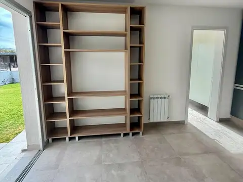 OPENHOUSE vende hermosa casa ubicada en Barrio Dalvian.