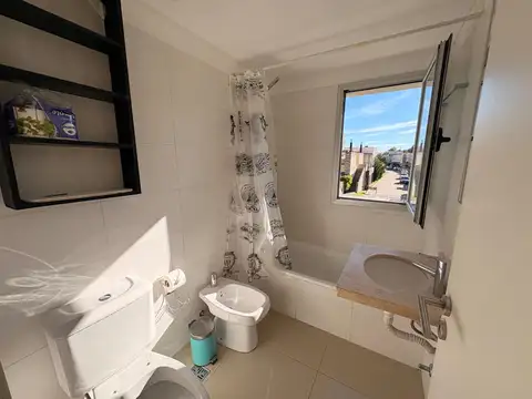 Av. De Los Lagos 6595 , Piso 1