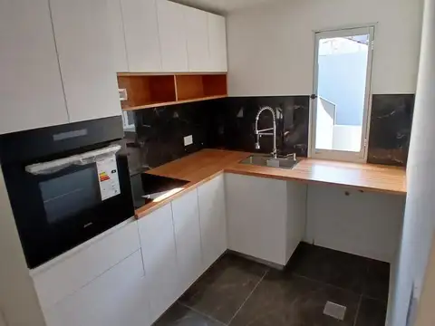 Depto Tipo Casa 3 ambientes con 1 baño