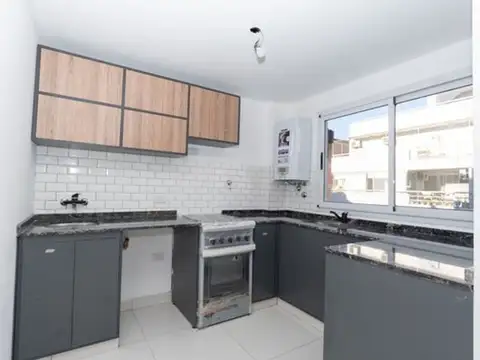 VENTA 2 AMBIENTES LUMINOSO 9 PISO EN VILLA CRESPO
