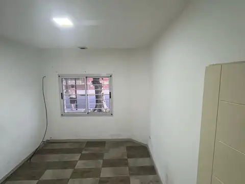 Depto Tipo Casa en Alquiler de 1 dormitorio