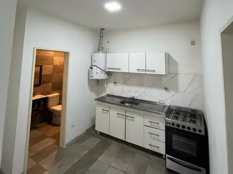 Depto Tipo Casa en Alquiler de 2 ambientes