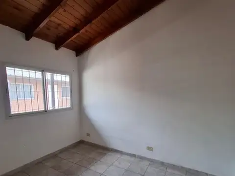 departamento bien ubicado en el centro de escobar