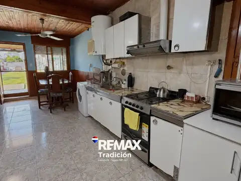 Casa 5 ambientes con 1 baño