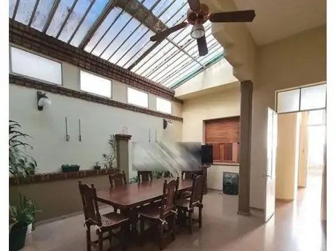 Casa en Venta en Republica De La Sexta, USD 270.000
