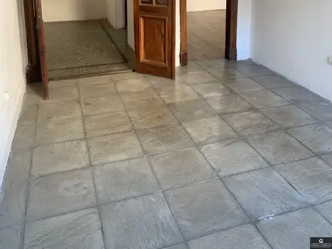 Depto Tipo Casa 4 ambientes con 2 baños