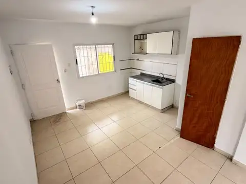 Casa - Alquiler - Argentina, San Miguel - Rosetti 1360