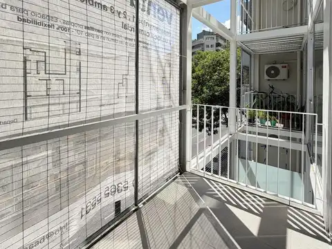 VENTA DEPARTAMENTO MONOAMBIENTE CON PATIO Y TERRAZA P3 EN COGHLAN ENTREGA INMEDIATA