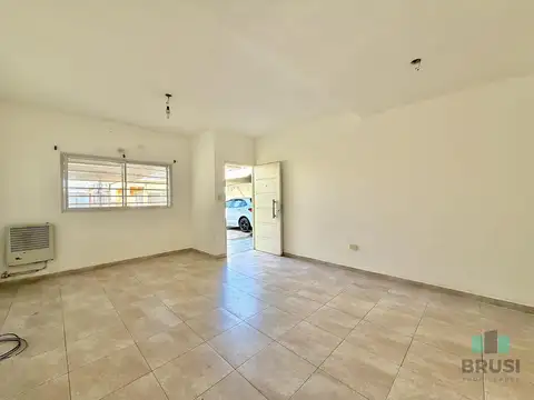 Depto Tipo Casa en Venta en Temperley, USD 125.000