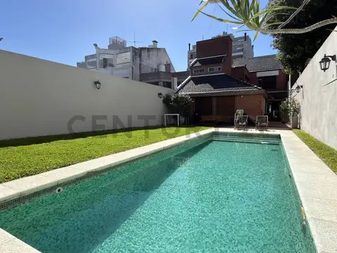 Villa Devoto- Casa 5 amb c/dpcia, garage, gran parque y piscina