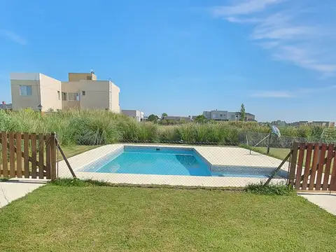 CASA 5 AMB. PISCINA Y JARDIN HORIZONTES AL SUR CORREDOR VERDE CANNING SAN VICENTE 