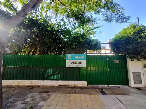Venta Casa de 3 ambientes con jardín y terraza en Martínez