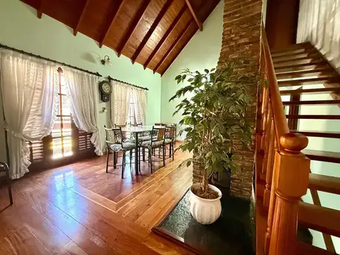 Casa en Venta con 1 cochera