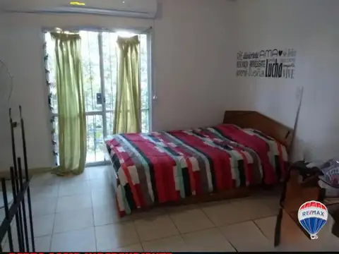 Casa en Venta Quilmes 3 dormi pileta + depto OPORT