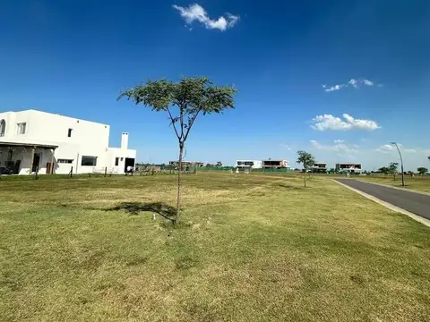 Venta Terreno en Puertos del Lago -  Amarras
