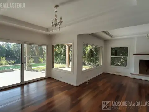 Casa en Alquiler de 3 dormitorios