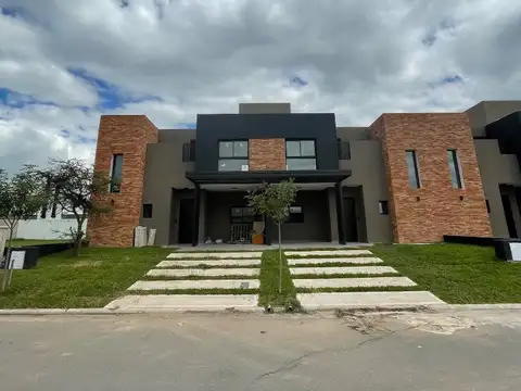 San Ignacio Village