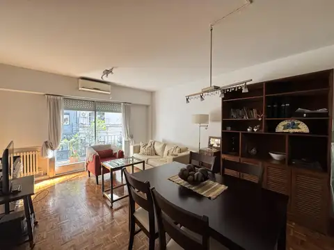 Departamento monoambiente con balcón en venta en Recoleta