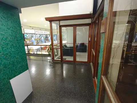 san martin  al 100 galería rosario