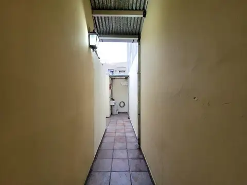 Depto Tipo Casa en Alquiler 40 años