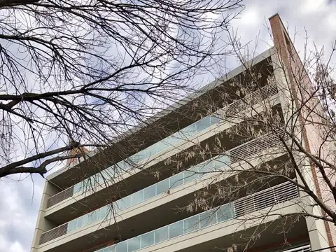 4 amb   dependencia   cochera   baulera!! (150m2) Amenities