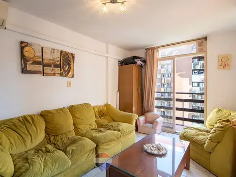 Boulevard Presidente Dr. Arturo Umberto Illia 200