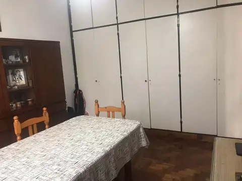 Casa en Venta en Parque Avellaneda, USD 155.000