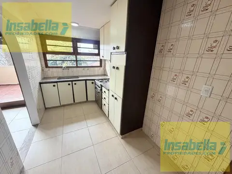 Depto Tipo Casa en Alquiler con 1 cocheras