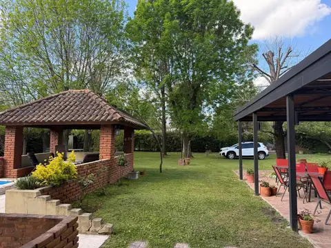 Venta casa 6 ambientes sobre terreno de 2.142 m2. Parque Sakura. Exaltacion de la Cruz