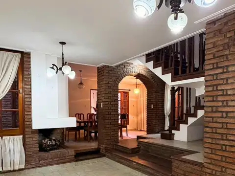 Casa en Venta al Este